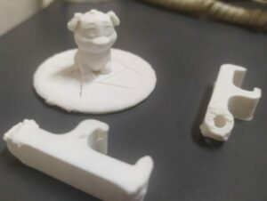Lee más sobre el artículo Centro Figari Artigas recibe como premio Impresora 3D