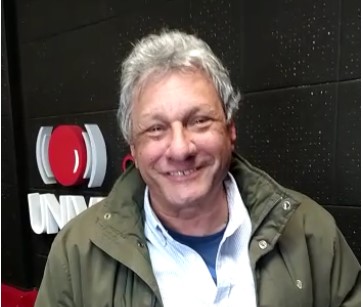 Lee más sobre el artículo Saludo de Kesman a Radio «La Voz de Figari»