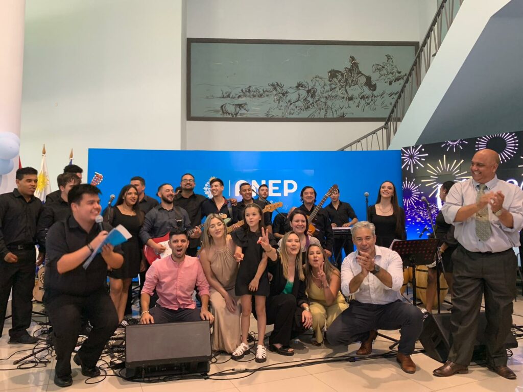 ¡Figari Band despide el año en el acto de cierre ANEP!