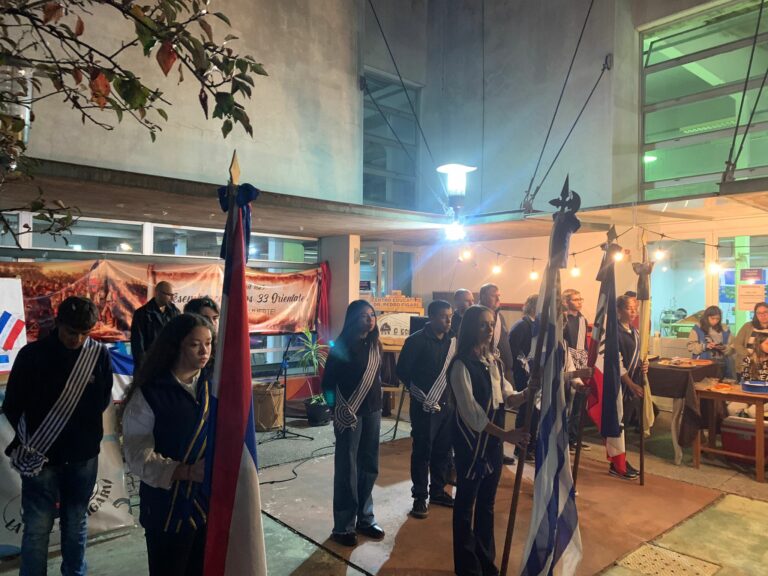 Lee más sobre el artículo Acto protocolar por los festejos de los 198 años del Desembarco de los Treinta y Tres Orientales